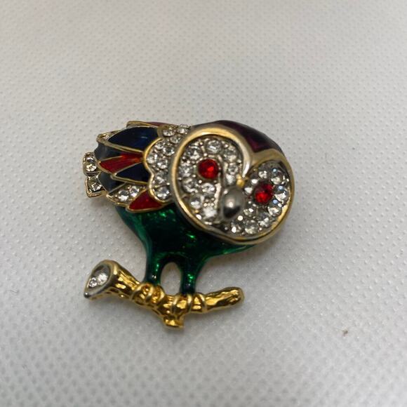 Attwood & Sawyer Jewelry - Unmarked Atwood & Sawyer 22ct Gold Plated Enamel Owl Brooch